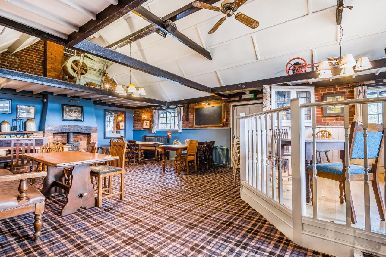 The Walhampton Arms Bed & Breakfast Lymington Eksteriør bilde