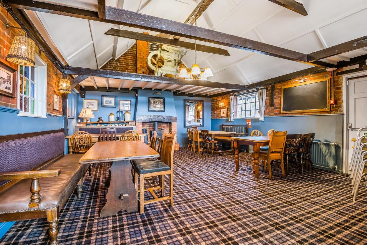 The Walhampton Arms Bed & Breakfast Lymington Eksteriør bilde