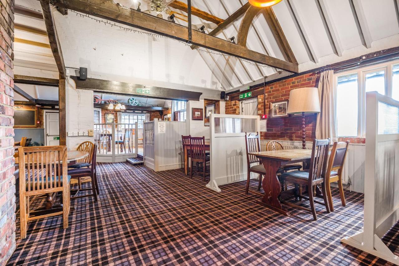 The Walhampton Arms Bed & Breakfast Lymington Eksteriør bilde