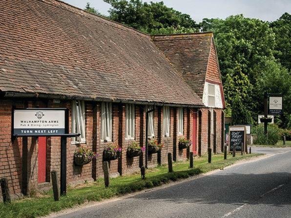 The Walhampton Arms Bed & Breakfast Lymington Eksteriør bilde