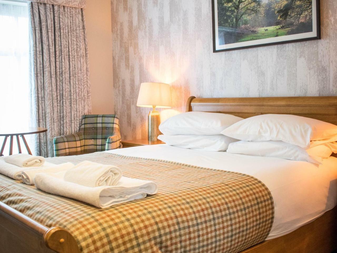 The Walhampton Arms Bed & Breakfast Lymington Eksteriør bilde